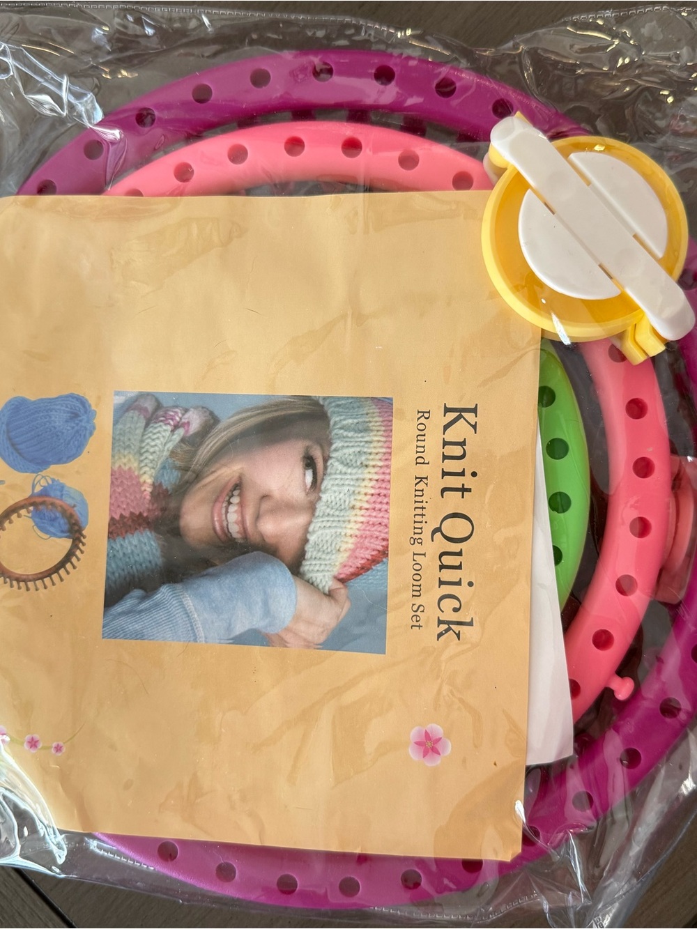 Multi-Color Round Loom Knitting Kit - Picture 2 of 3